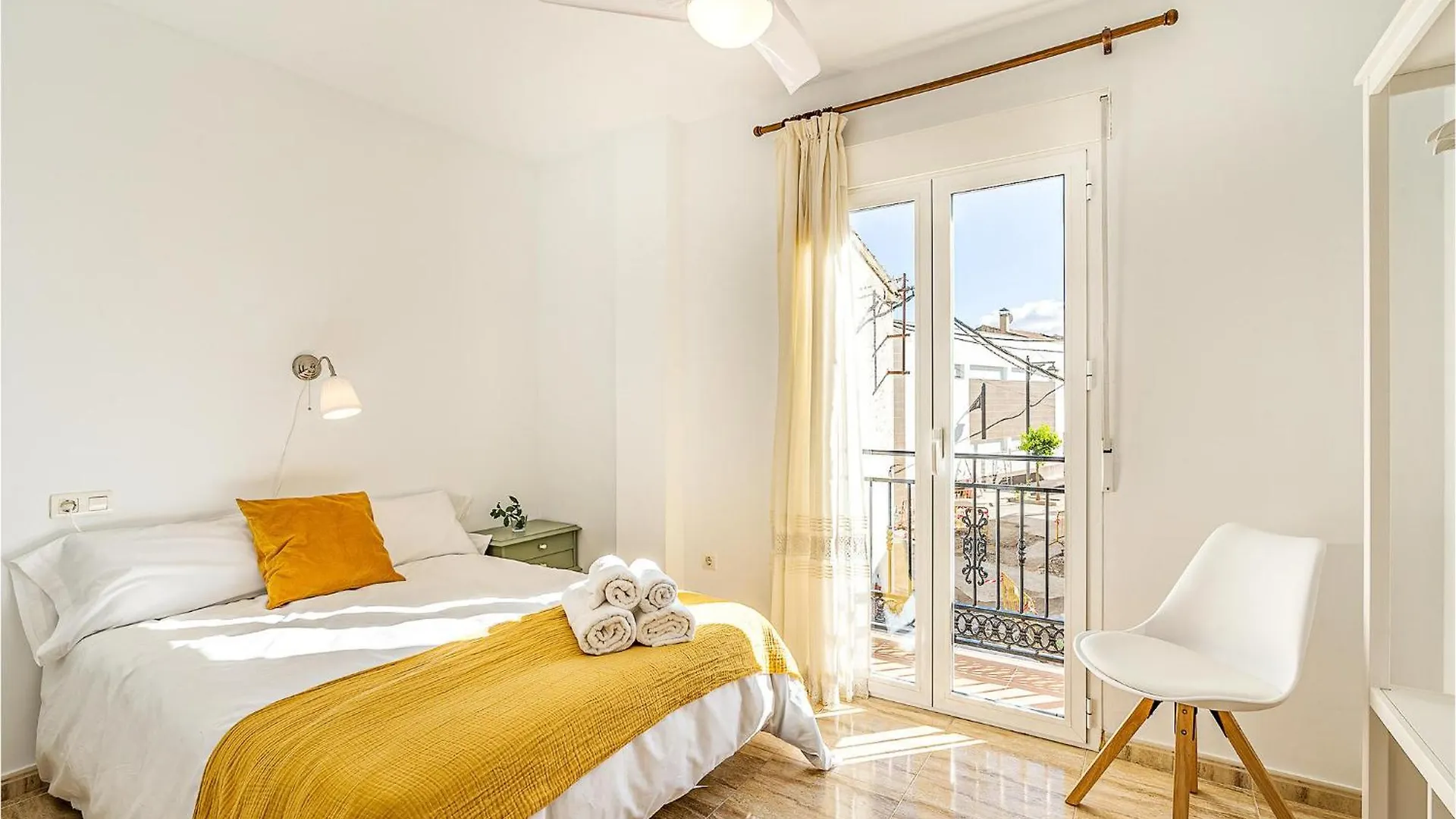 Stunning Air Conditioned House Cijuela Hébergement de vacances